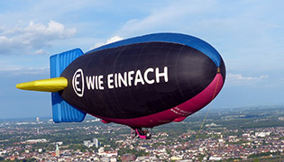 Bild vom Luftschiff E-WIE-EINFACH mit Ralph Kremer als Pilot